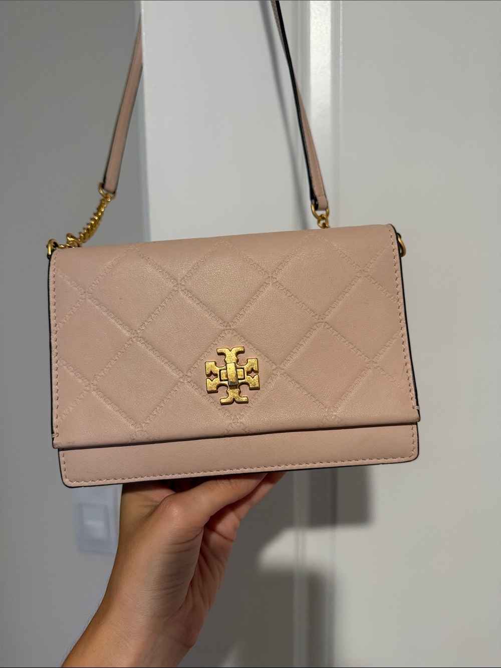 Tory Burch Quilted Pebbled Leather Crossbody in Blush Pink with Gold Hardware